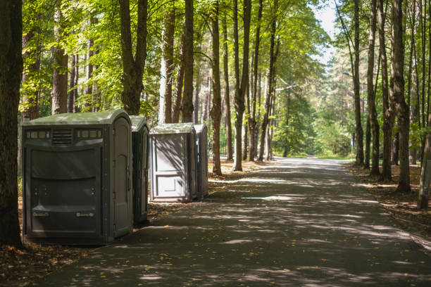 Portable Toilet Options We Offer in Clinton, MS